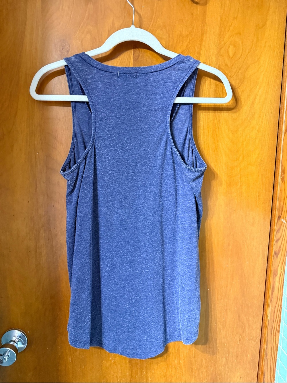 Z Supply Heather Indigo V-Neck Pocket Tank - Picture 3 of 3